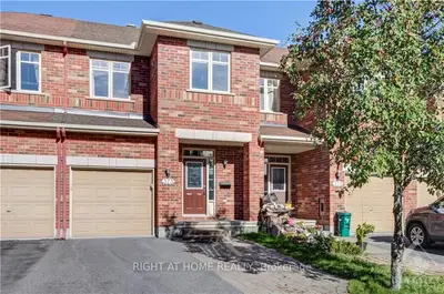 373 Royal Fern Way, Blossom Park - Airport And Area, On K1v 2k6