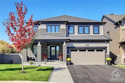 28 Allan Moore Place, Stittsville - Munster - Richmond, On K2s 2h8