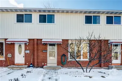 1295 Ledbury Avenue 8, Hunt Club - South Keys And Area, On K1v 6w6