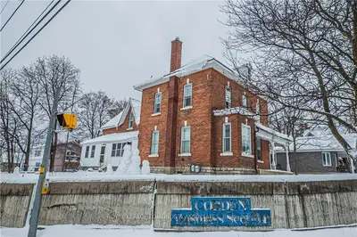 5 MAIN Street, Whitewater Region, ON K0J 1K0