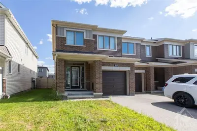 517 THIMBLEBERRY Row, Orleans - Cumberland and Area, ON K4A 1C2