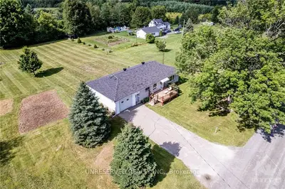 460 Bathurst Concession 5 Road, Tay Valley, On K7h 3c9