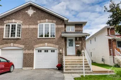 50 WHALINGS Circle, Stittsville - Munster - Richmond, ON K2S 1S4