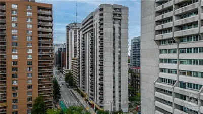 470 Laurier Avenue W 304, Ottawa Centre, On K1r 7w9