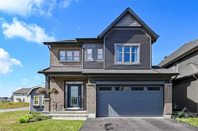 10 Sagebrush Crescent, Blossom Park - Airport And Area, On K1t 0p9