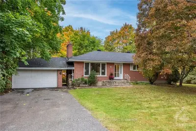 102 Lanigan Crescent, Stittsville - Munster - Richmond, On K2s 0s1