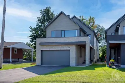 2578 Page Road, Orleans - Convent Glen And Area, On K1w 1e8