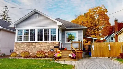 24 Oak Street, Brockville, On K6v 5r2
