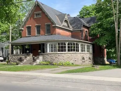 207 KING Street, Brockville, ON K6V 1C5