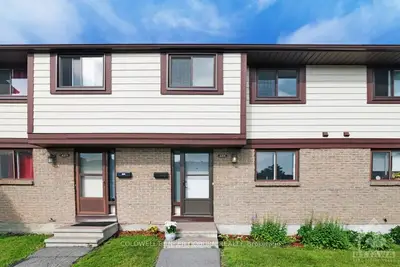 4315 WELDON Drive, Cyrville - Carson Grove - Pineview, ON K1J 8R3