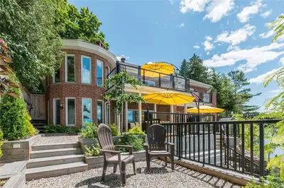 26 R6 Road, Rideau Lakes, ON K0G 1L0