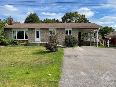 6880 ROCQUE Street, Orleans - Convent Glen and Area, ON K1C 1A5