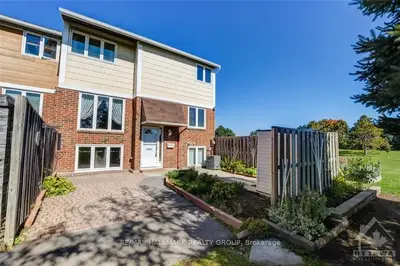 168 Salter Crescent, Kanata, On K2k 1y9