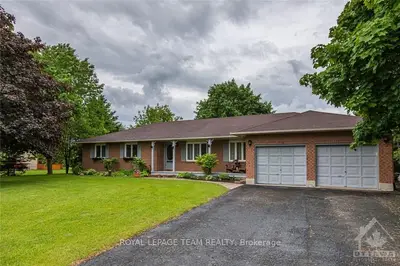 6463 Greely West Drive, Greely - Metcalfe - Osgoode - Vernon And Area, On K4p 1e8