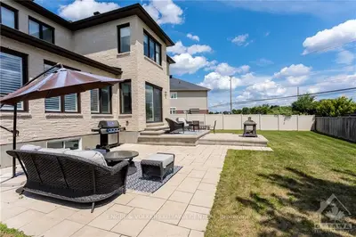 220 Trailgate Street, Blossom Park - Airport And Area, On K1v 0z9