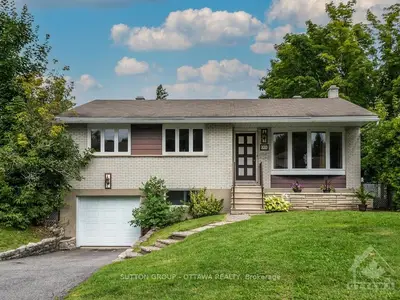 991 Harkness Avenue, Billings Bridge - Riverside Park And Area, On K1v 6n9