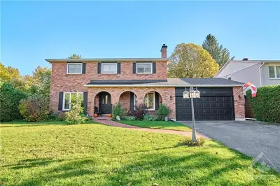 67 AMBERWOOD Crescent, Country Place - Pineglen - Crestview and Area, ON K2E 7C2