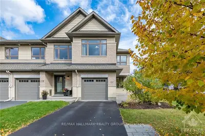 127 Woodhurst Crescent, Stittsville - Munster - Richmond, On K2s 0t5