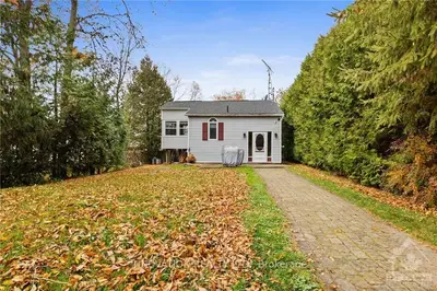 90 B12 Road, Rideau Lakes, On K0g 1l0