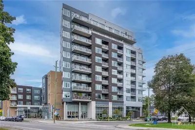 7 Marquette Avenue 408, Vanier And Kingsview Park, On K1l 8a7