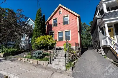 131 Upper Lorne Place, West Centre Town, On K1r 7g8