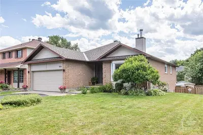 904 Long Meadow Way, Stittsville - Munster - Richmond, On K2s 0r7