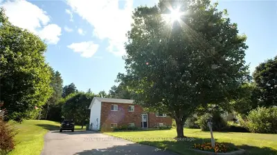 296 CARLA Street, Petawawa, ON K8H 3N2