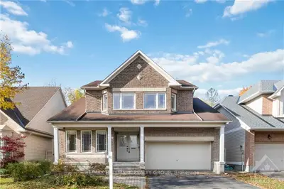 102 MILLGREEN Crescent, Beacon Hill North - South and Area, ON K1J 1K3