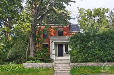 124 MANOR Avenue, Rockcliffe Park, ON K1M 0H2