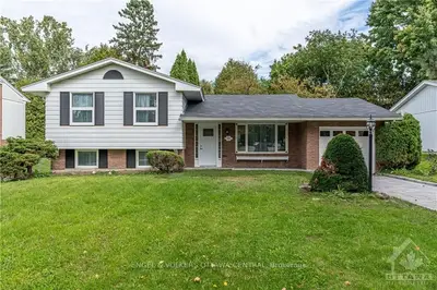 35 COSTELLO Avenue, South of Baseline to Knoxdale, ON K2H 7C3