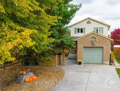 292 Wayside Court, Orleans - Cumberland And Area, On K1e 2p6