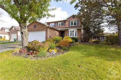 1548 CHAMPNEUF Drive, Orleans - Convent Glen and Area, ON K1C 6B5