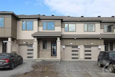 657 Allied Mews, Stittsville - Munster - Richmond, On K2s 3a1