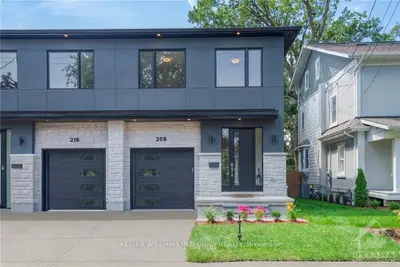 208 COWLEY Avenue, Tunneys Pasture and Ottawa West, ON K1Y 0G9