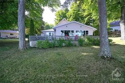 36 R3 Road, Rideau Lakes, ON K0G 1L0