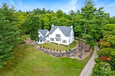 5152b Calabogie Road, Greater Madawaska, On K0j 1h0