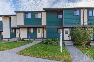 1685 Meadowbrook Road, Cyrville - Carson Grove - Pineview, On K1b 4w6