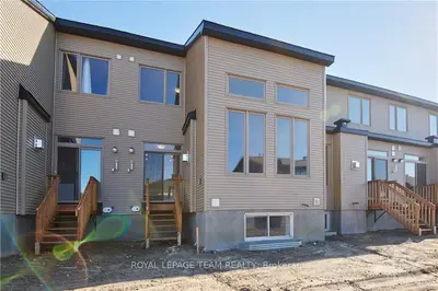 933 Omagaki Way, Blossom Park - Airport And Area, On K1x 0j2