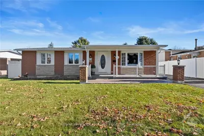 2118 Erinbrook Crescent, Elmvale Acres And Area, On K1b 4j4