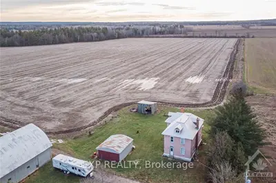 68 GREEN MEADOW Road, McNab/Braeside, ON K7S 3G9