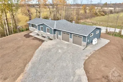 3 MORNINGSIDE Drive, Rideau Lakes, ON K0G 1G0