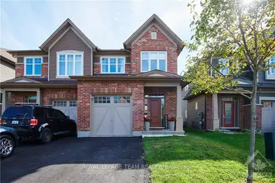 328 GRACEWOOD Crescent, Blossom Park - Airport and Area, ON K1T 0E3