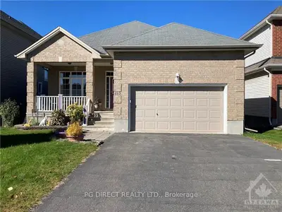 122 AUGUST LILY Crescent, Blossom Park - Airport and Area, ON K1V 2A6
