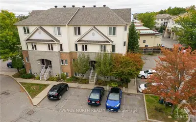 37 Strathaven, Cyrville - Carson Grove - Pineview, On K1j 1k7