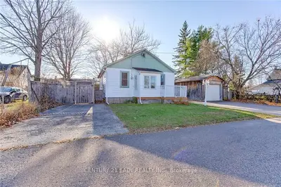 271 Mary Street, Renfrew, On K7v 3p2