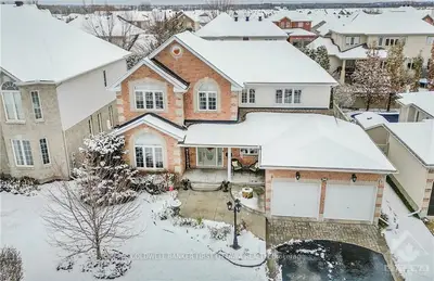 56 SHINING STAR Circle, Stittsville - Munster - Richmond, ON K2S 2B4