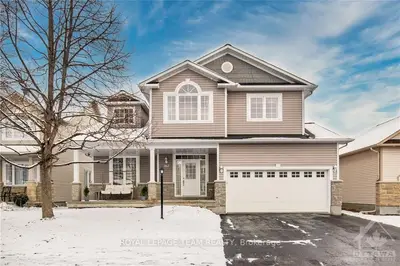 162 ARROWWOOD Drive, Stittsville - Munster - Richmond, ON K2S 2G3