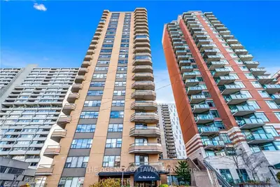 556 Laurier Avenue 704, Ottawa Centre, On K1r 7x2