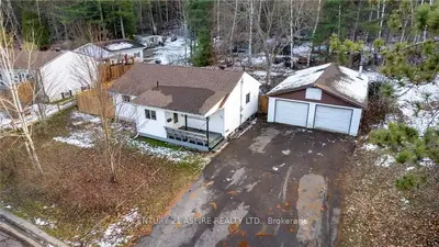 15 ARMSTRONG Road, Petawawa, ON K8H 1R6