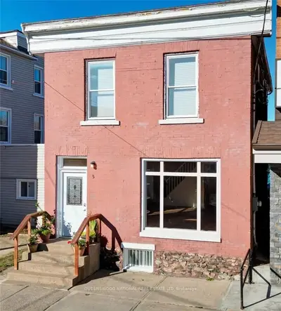 5 Lake Street, Killaloe, Hagarty And Richards, On K0j 2a0